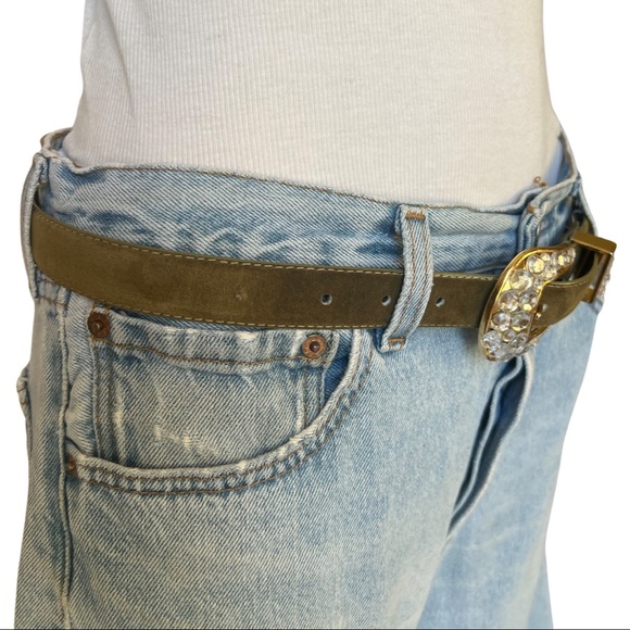 Olive green suede belt with western flare, gold hardware & rhinestones, Vintage - Picture 2 of 11